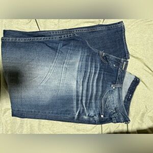 Vigoss jeans size 18. Worn twice. Smoke free